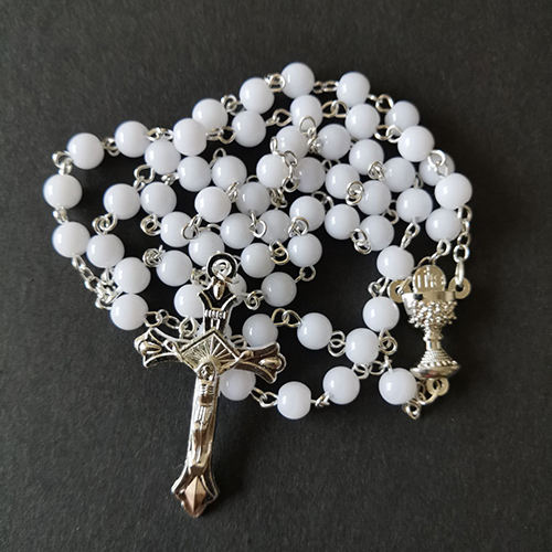 ebbab8d7644cf53acfacb661f5b38c7c_H88ba1b31573746fc9c49aebb178989e90_avif=close&webp=close Komi 2024 Hot Sell Rosary Acrylic Necklaces Religious Rosary Necklace for Pary