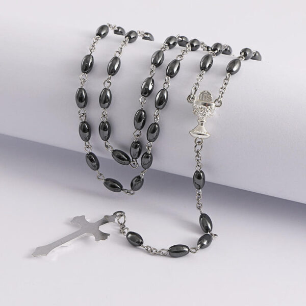 Komi Hot Sell Rosary Black Gallstones Necklaces Jesus Virgin Mary Catholic Religious Rosary Necklace for Pary