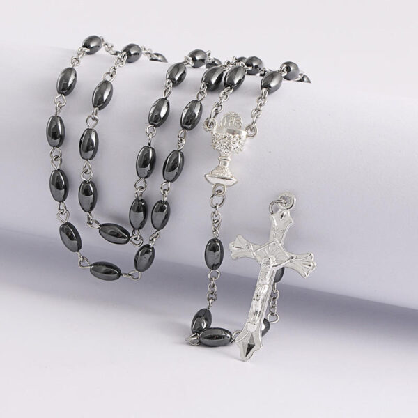 Komi Hot Sell Rosary Black Gallstones Necklaces Jesus Virgin Mary Catholic Religious Rosary Necklace for Pary