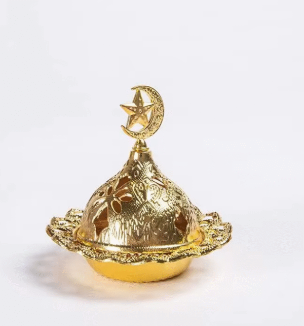 Hot Selling Gold Hollowed Out Middle Eastern Arab Small Incense burner Metal Aromatherapy Sandalwood Furnace Tower