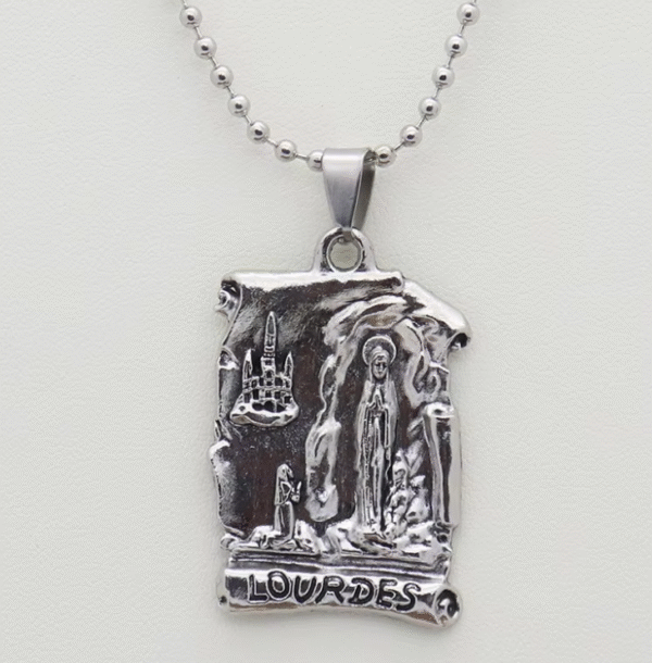 Factory Spot Wholesale Metal Jewelry Pendant Necklace Religious Jewelry Christian Pendant Saint Keychain Pendant