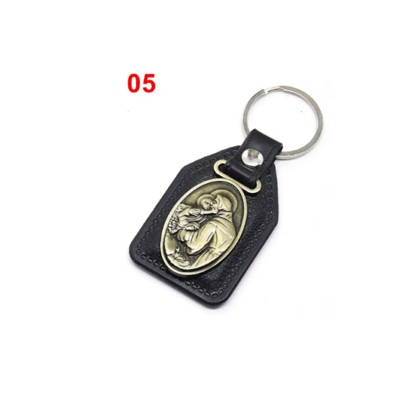 Factory Wholesale Spot Retro Metal Leather Combination Car Ornament Religious Figure Pattern Keychain Jewelry Pendant