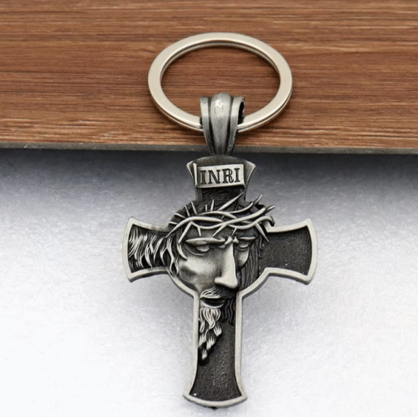 KOMI Vintage Figure Crucifix Pendant Necklace Keychain Jewelry Set Image Cross Religious Craft Gifts Car Accessories