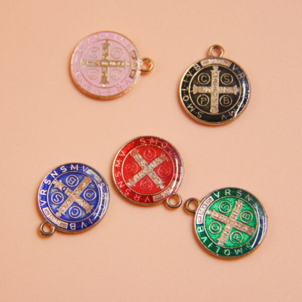 KOMI Gold Plated Metal Colored Enamel Saint Benedict Round Medal Coin Pendants Double Dripping Oil Charms Pendant for Jewelry