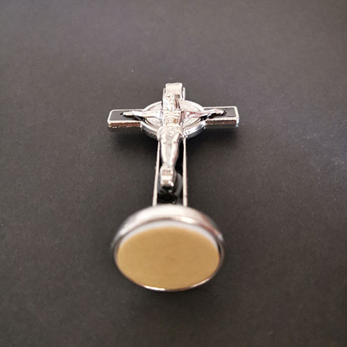 31343b1e30b1777a9cb3e1d8946e5ca6_H24d794cdce6646d6be62007083b0e5eej_avif=close&webp=close KOMI Jesus Metal Ornaments Home Tabletop Ornaments Car Ornaments Cross Crafts