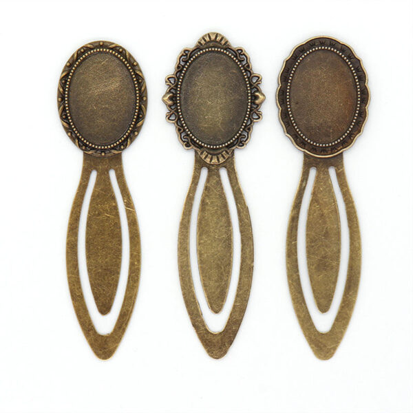 952f79af0a5f84b8119384947c32e9ff_Hca2db63987244bd4a16ecc7c787dc5715_avif=close&webp=close Komi Diy Vintage Alloy Lace Bookmark Eternal Dried Flower Alloy Base Holder Religious Images Customized Bookmark