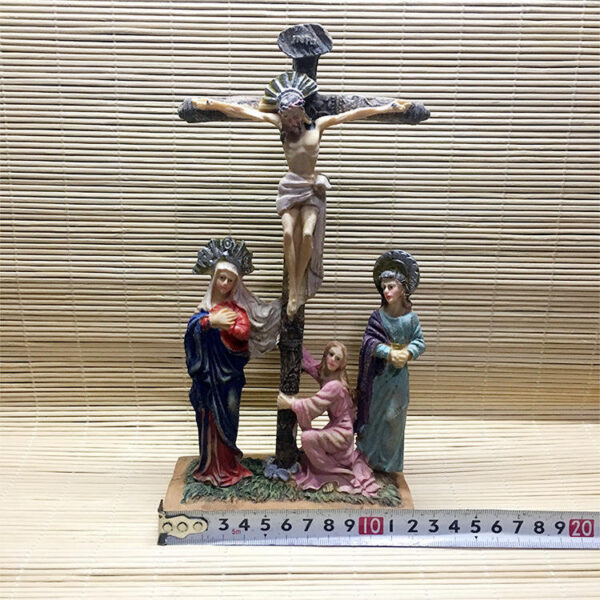 H20f6dcc73e07472c8aa8e9de3bf7b1d0y KOMI Home Decoration Jesus Cross Three Resin Sculpture Catholic Ornaments