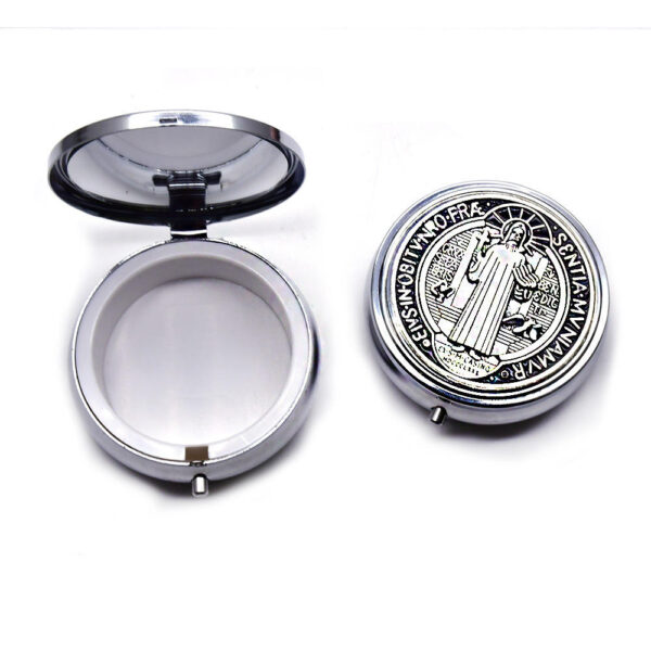 H4d46b70cb82545b5a93eeb8174a07f61a High-grade Metal Crafts Silver Round Religious Holy Grail Sacrament Rosary Gift Box for Necklace Bracelet