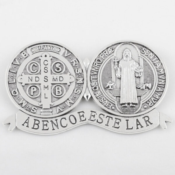 H546940f77a4547f4a9001b779e908e55C KOMI Antique Silver Saint Benedict Cross Medal for Wall Table Display St Benedict Blessing Craft Gift for Home Decoration Gifts
