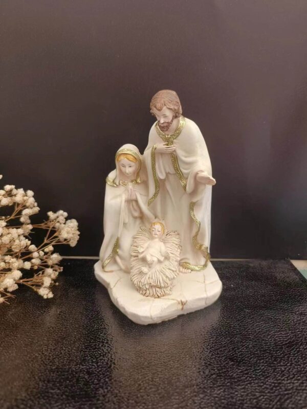 KOMI New Resin Holy Family Home Desk Decoration Gift Wholesale