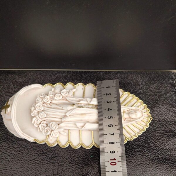 Hce93b18a95e14ad48458d31256fcc5a4k KOMI New Guadelupe Pendants Exquisite Resin Pendants Home Decoration Wholesale