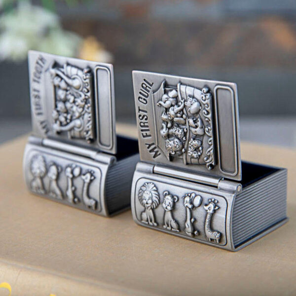 Hdc844f03b1d142ed8fb5245c16f7a01bW KOMI Metal High-grade Creative Baby Hair Baby Teeth Collection Box Baby Hair Tooth Collection