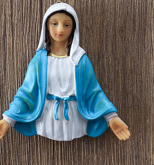 Hf526d178c0b94aeda362ce9e1c7ded49s KOMI 8CM Stall Figure Religious Virgin Mary Refrigerator Sticker Hanging Christmas Gift Gift Resin Crafts