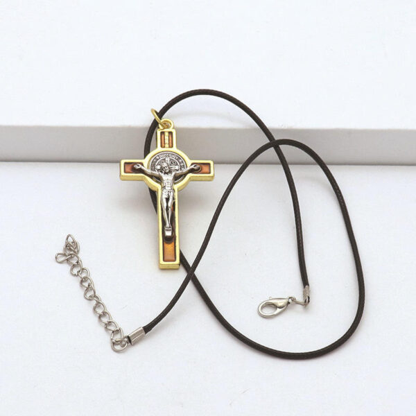 Religious Jesus Cross Metal Pendant Jewelry Christian Catholic Jesus Cross Necklace Jewelry Wholesale