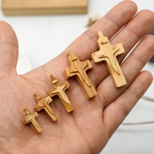 KOMI Natural Olive Wood Cross Carved Jesus Relief 2cm to 4.5cm Jerusalem Wooden Rosary Necklace Cross Pendant for Jewelry Making