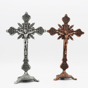 2024 New Christian Bitter Christian Bitter Jesus Catholic Cross Standing Standing Office Car Ornaments Crucifix Wall Crucifix