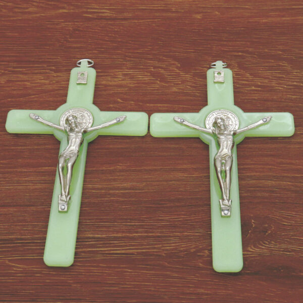 KOMI Wall Hanging Ornaments 15cm Luminous Plastic Cross Rosary Pendant Accessories for Home Decoration Crafts Jewelry Parts