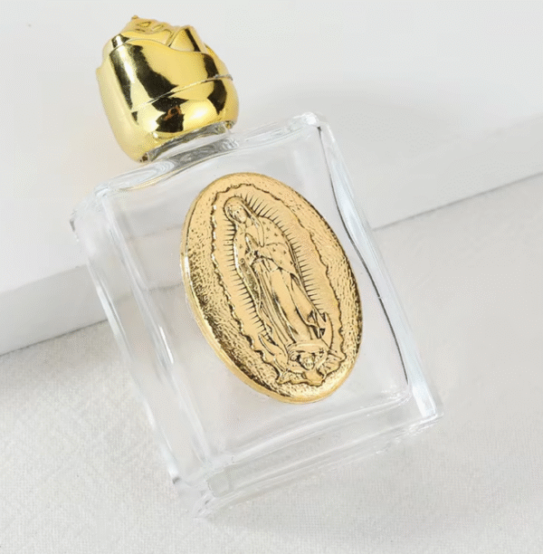 KOMI New Design Hot Selling Rosary Crystal Glass Alloy Water Bottle Container Ornaments