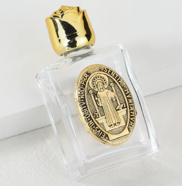 KOMI New Design Hot Selling Rosary Crystal Glass Alloy Water Bottle Container Ornaments